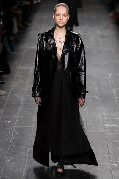 Look 5